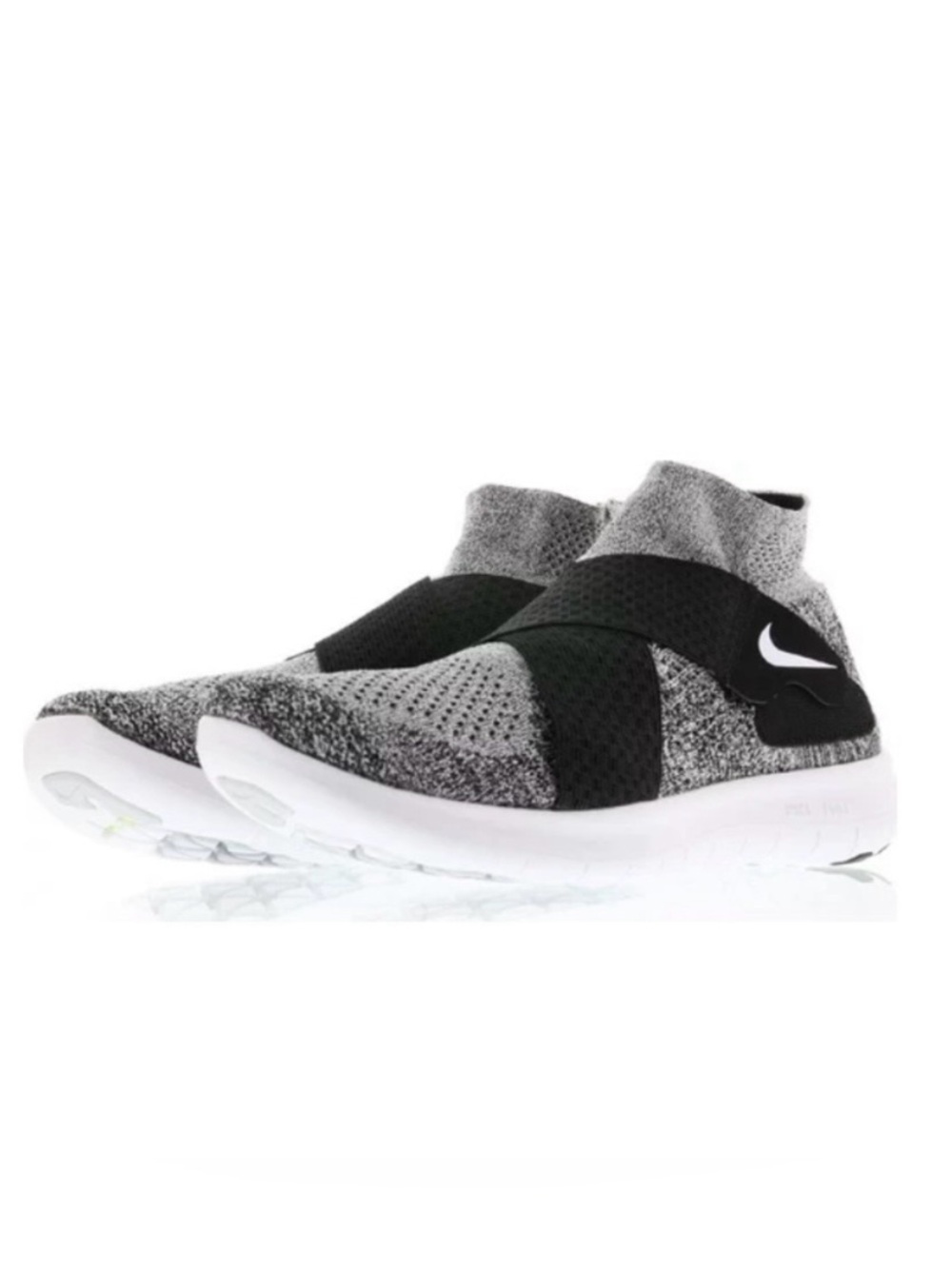Nike Free Run Motion Flyknit Sneakers